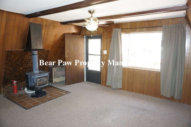 Building Photo - A Frame Home in Evergreen!!