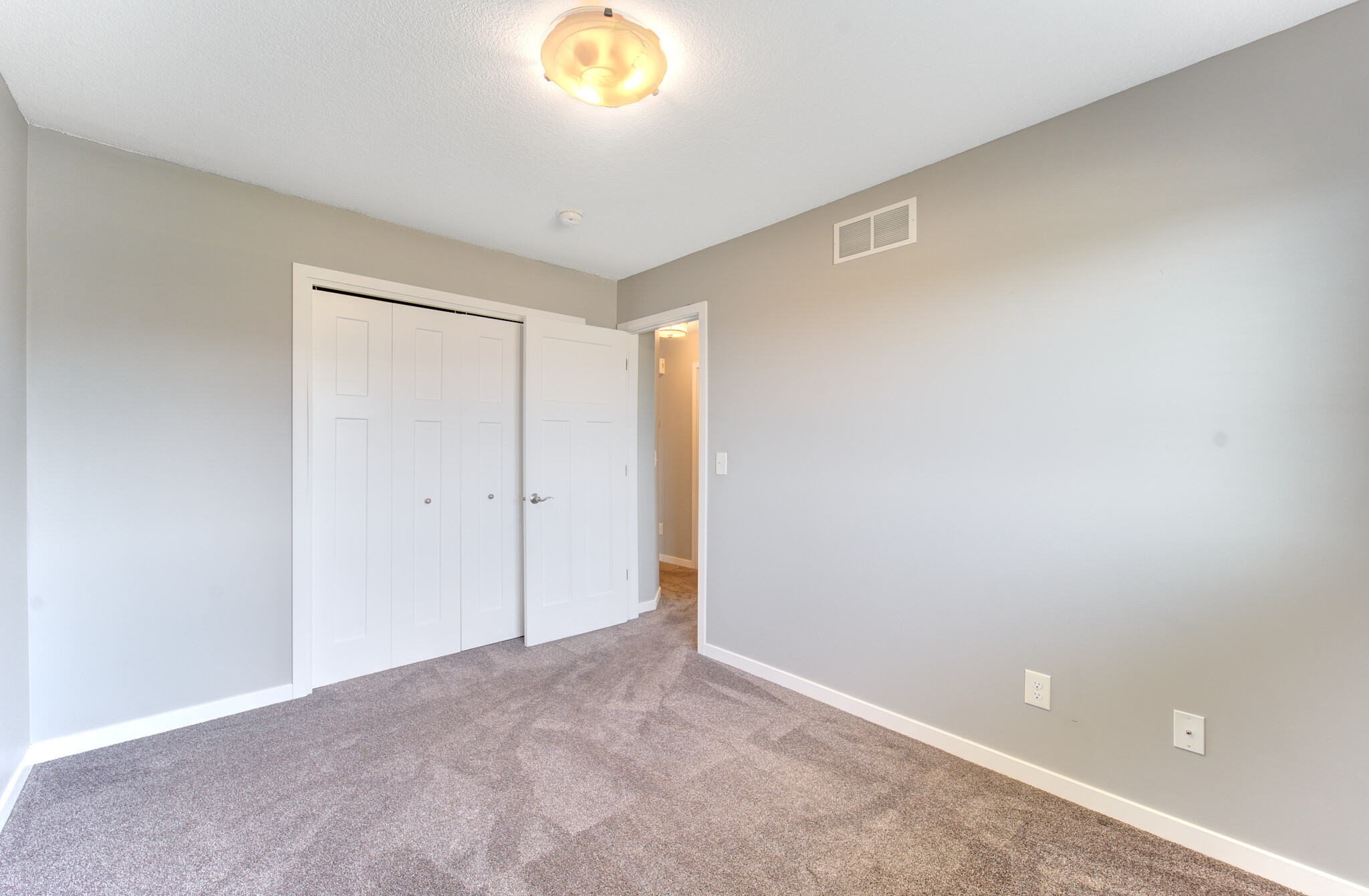 Building Photo - 3948 Orchardview Ln NW