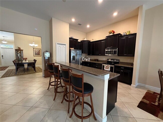 Building Photo - 5265 Cortland Dr