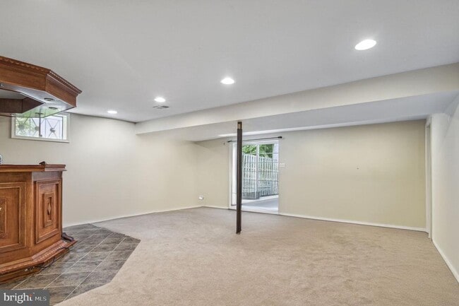 Building Photo - 8916 Arley Dr