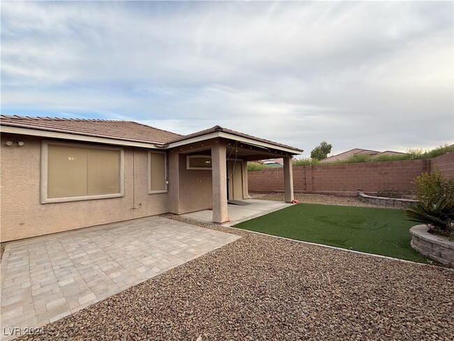 Building Photo - 9421 Andesite Hollow Ct