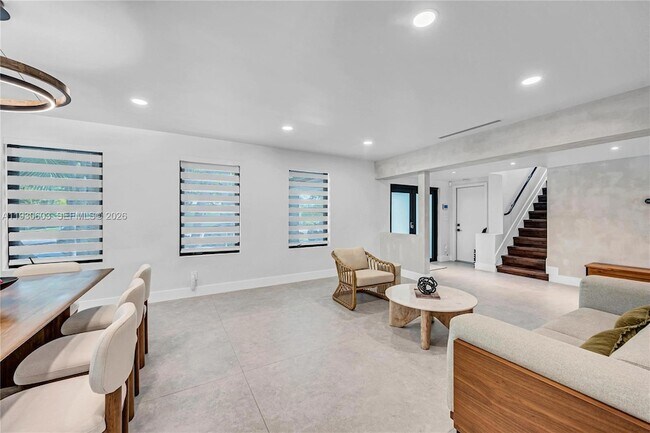 Building Photo - 11340 SW 74th Ct