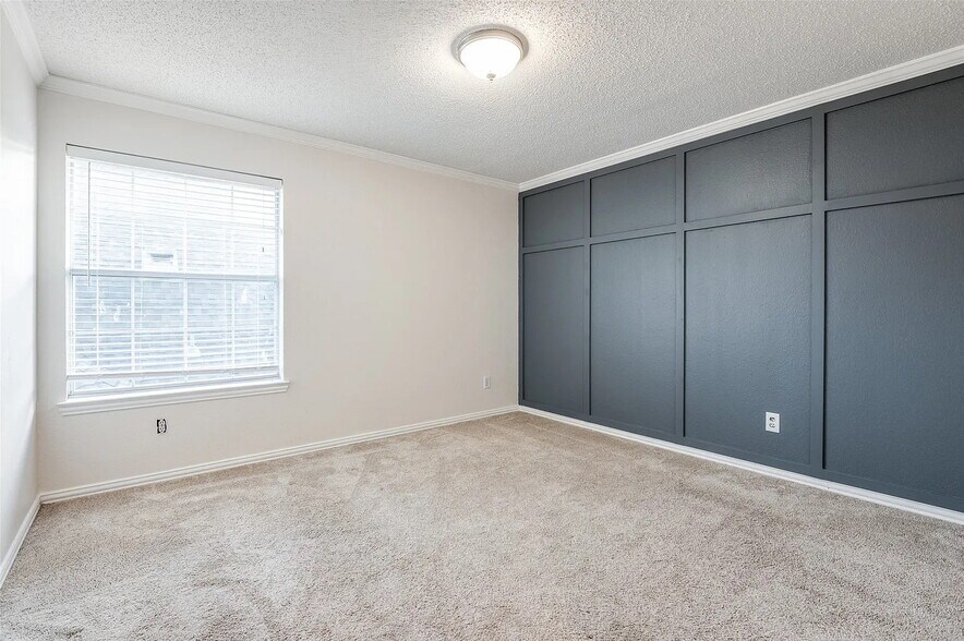 Building Photo - 2608 Beechcraft St