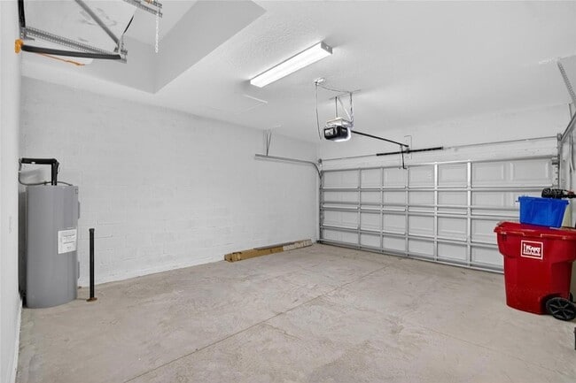Building Photo - 4025 Westwood Flds Lp
