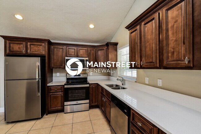 Building Photo - 3 Bedroom Pet-Friendly Home in Cape Coral,...