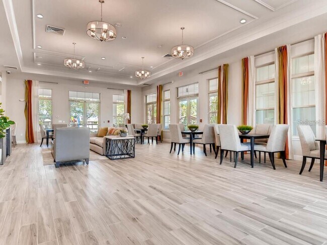 Building Photo - 1550 Diamond Loop Dr