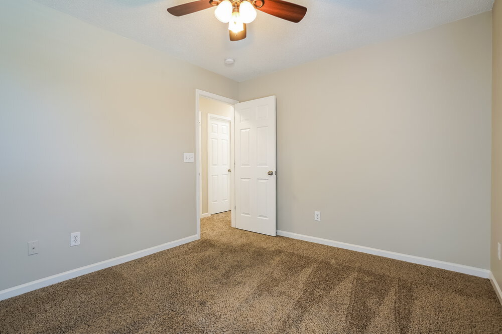Building Photo - 7330 Great Laurel Dr
