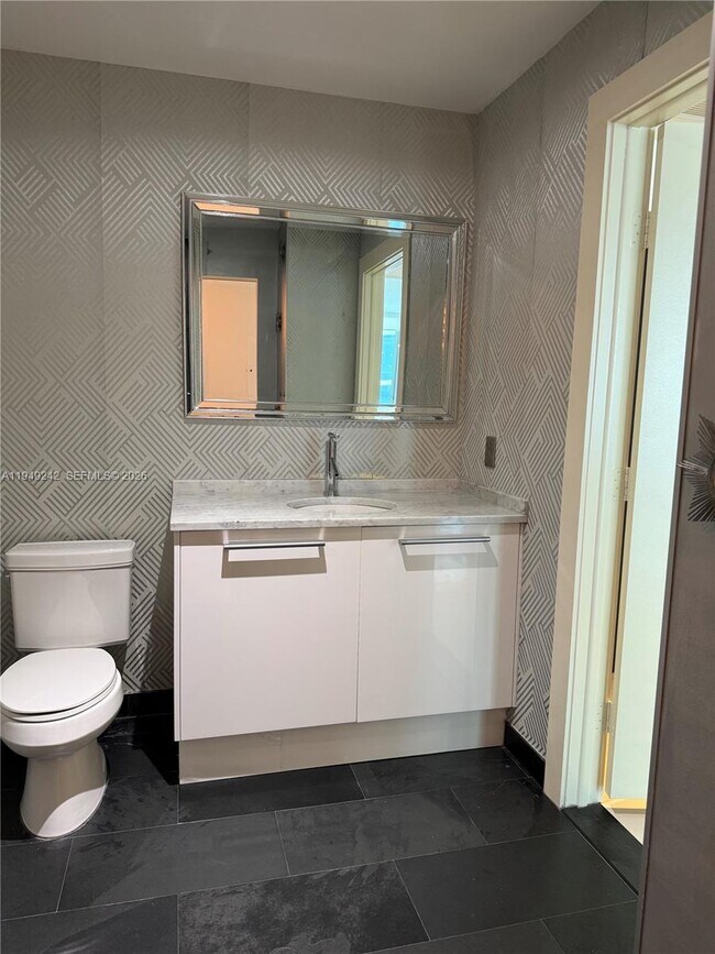 Building Photo - 900 Biscayne Blvd