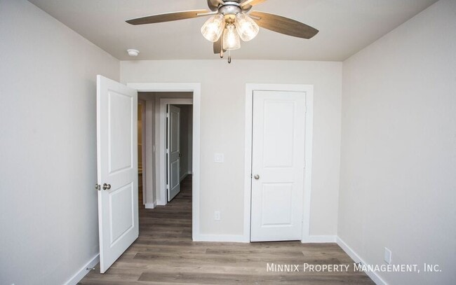 Building Photo - 310 E 77th St