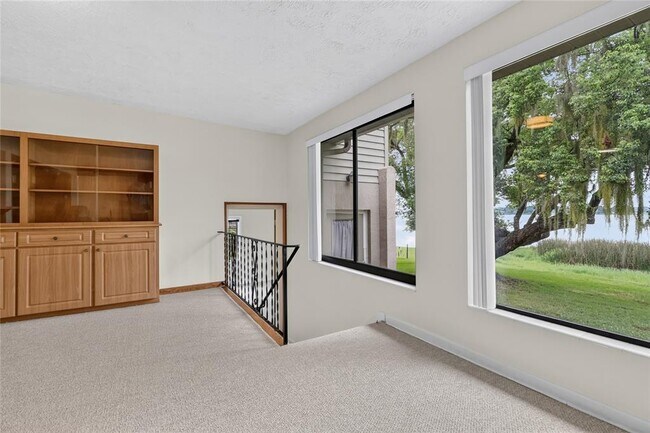 Building Photo - 767 Edison Rd