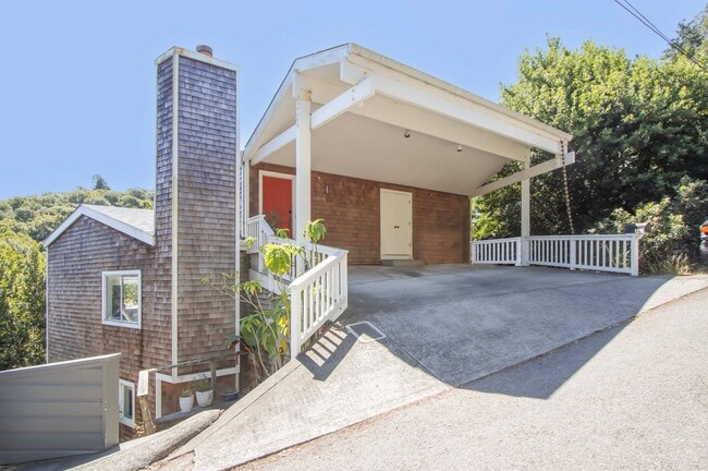 Building Photo - 483 Green Glen Way