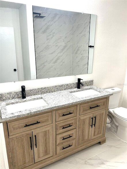 Building Photo - 12219 Armenia Gables Cir