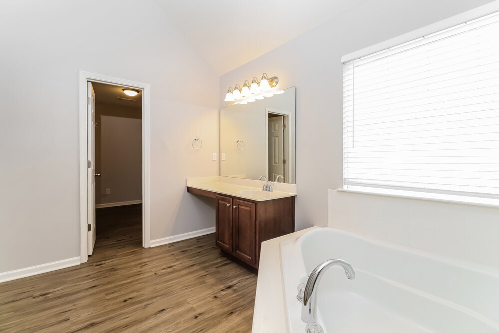 Building Photo - 3513 Tybee Dr