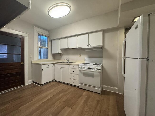 Building Photo - 4802 Frederick Ave