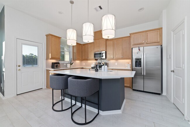 Building Photo - 331 E Coralburst Lp
