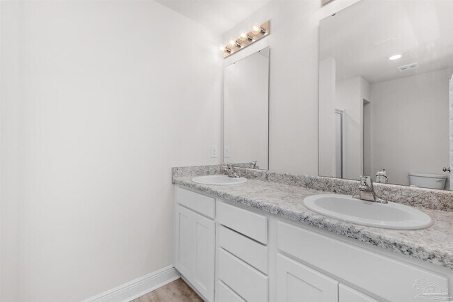 Building Photo - 6316 Grove Park Dr