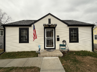 Building Photo - 4919 Hickory St