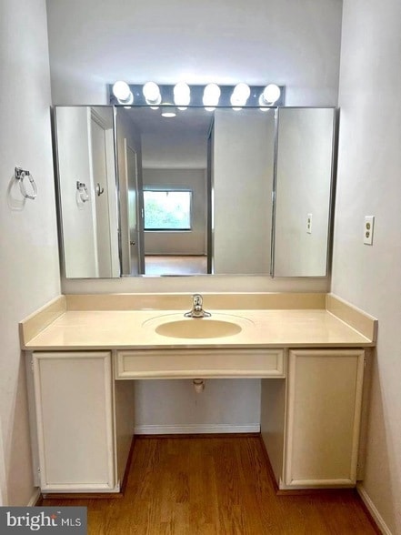 Building Photo - 3310 N Leisure World Blvd