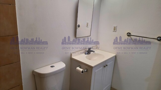 Building Photo - 2409–2413 Fleetwood St