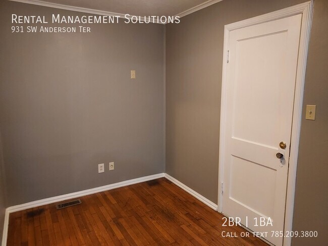 Building Photo - 931 SW Anderson Ter- 2 BED/1 BATH