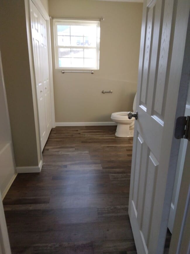 Building Photo - Now available 3 Bedroom 2 Bath Single Family Home - White Pine, TN