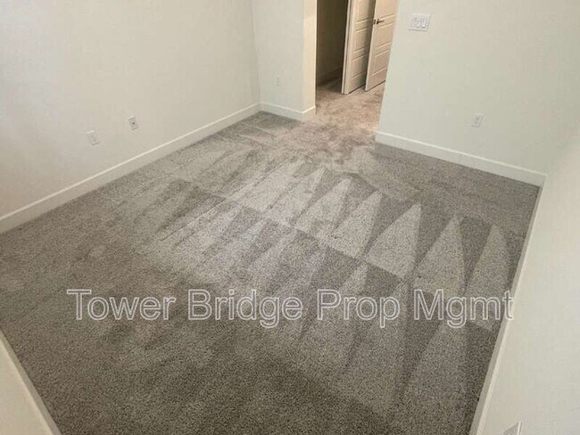 Building Photo - 5603 Drifton Way