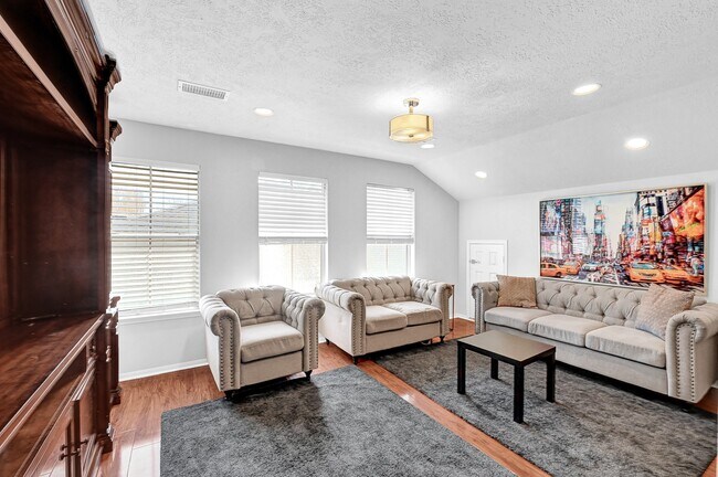 Building Photo - 8307 Summer Reef Dr