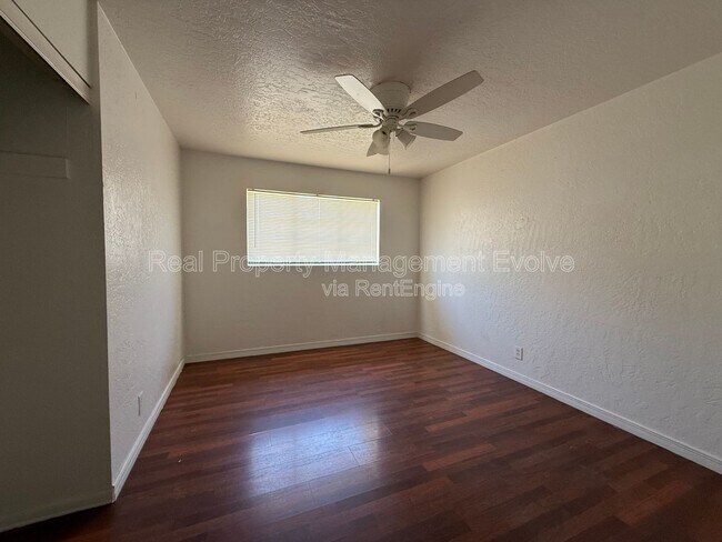 Building Photo - 4021 W Berridge Ln