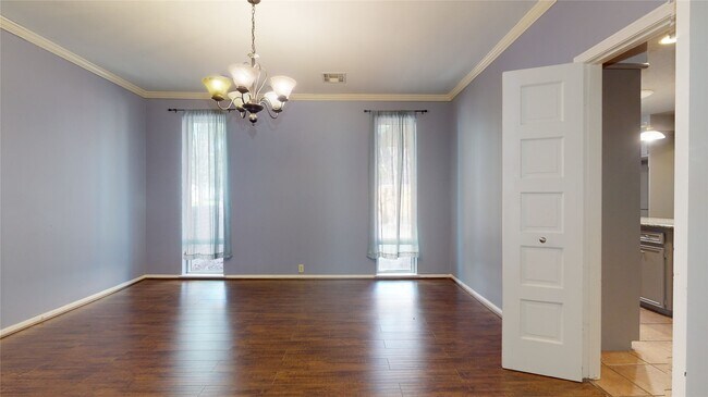Building Photo - 12618 Misty Valley Dr