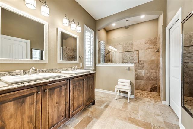 Building Photo - 2021 Garden Park Ct