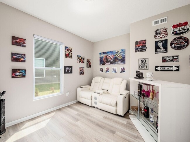 Building Photo - 7233 Celebration Dr