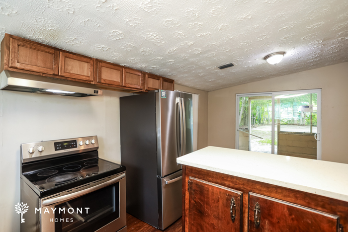 Building Photo - 8863 Yeoman Dr