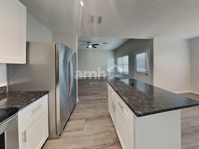 Building Photo - 2616 Cobia Ct