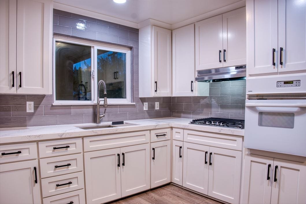 Building Photo - 1009 E Alexander Ave