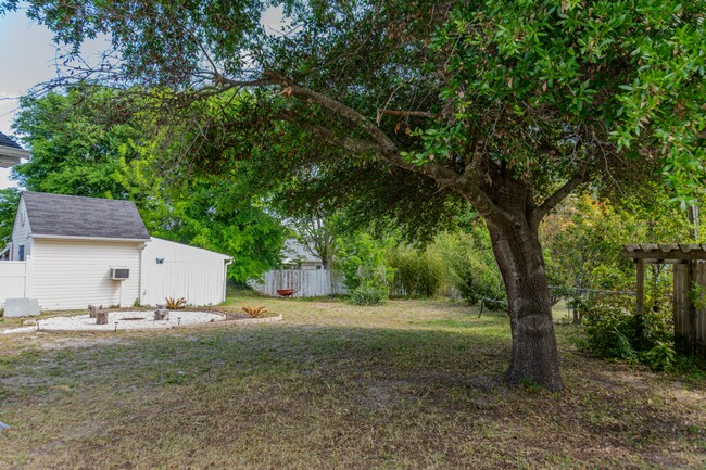 Building Photo - Barnards Landing Road | 3 bedrooms, 2 baths
