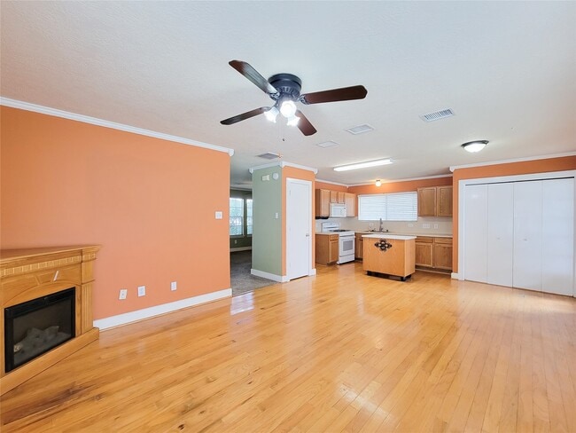 Building Photo - 9607 Farrell Dr