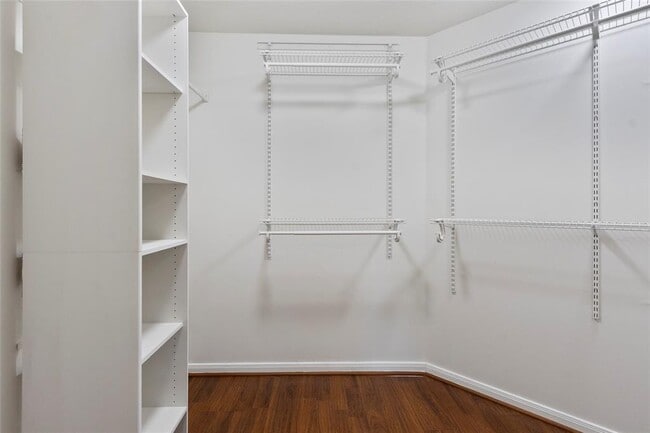 Building Photo - 1809 Oak Cluster Cir