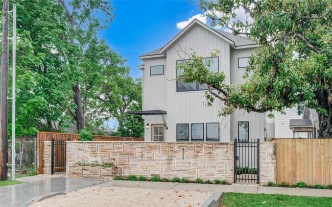 Building Photo - 4603 Edison St