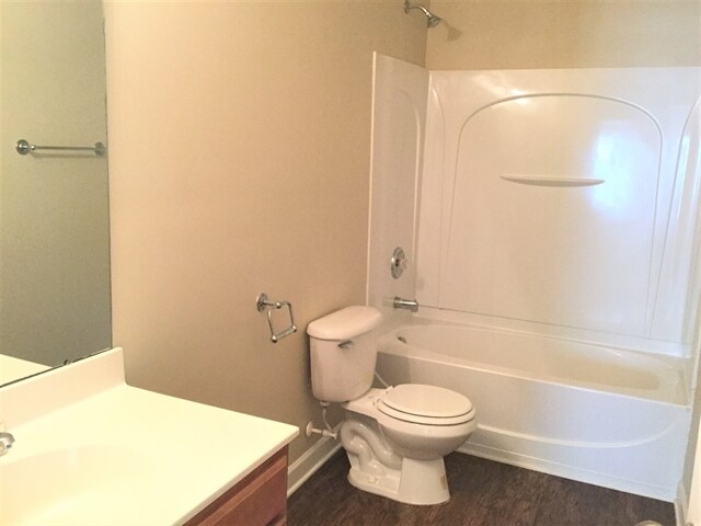 Building Photo - 982 Ramsgate Dr SW