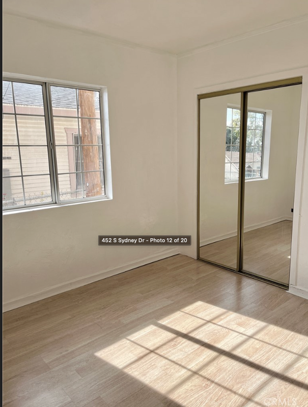 Building Photo - 454 S Sydney Dr