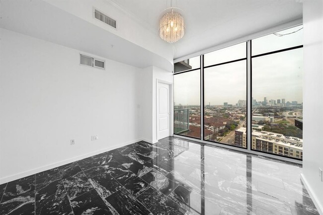 Building Photo - 5925 Almeda Rd