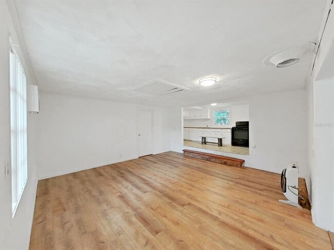 Building Photo - 7332 Sealawn Dr