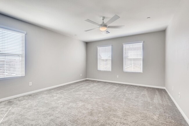 Building Photo - GORGEOUS HOME in Inspirada Community!!!