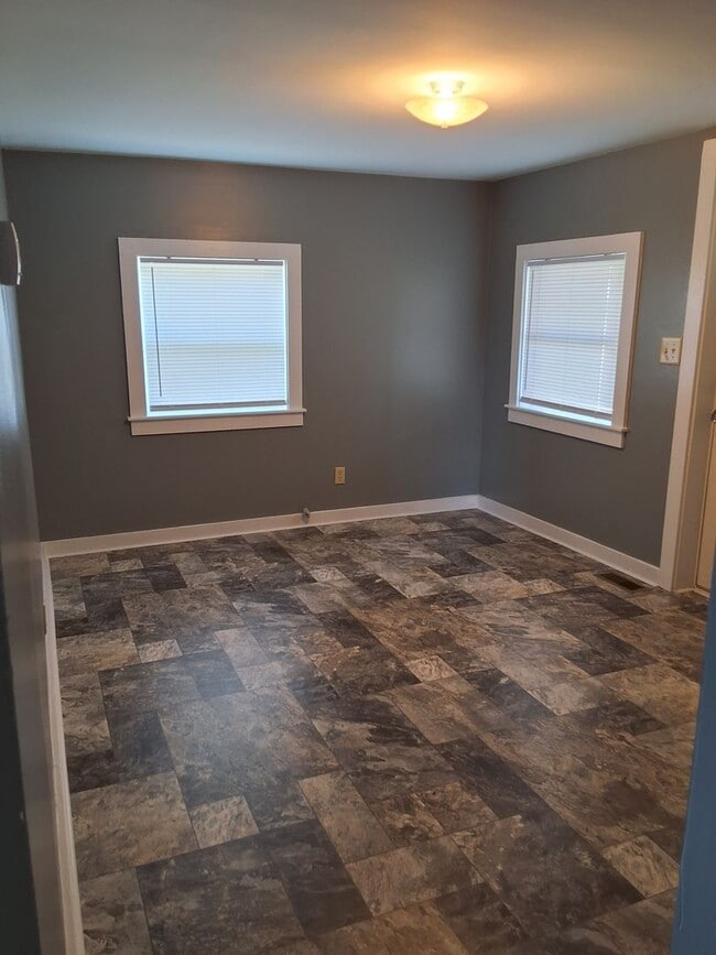 Building Photo - Single family home in Morehead City