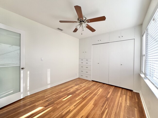 Building Photo - 6165 Blain Pl