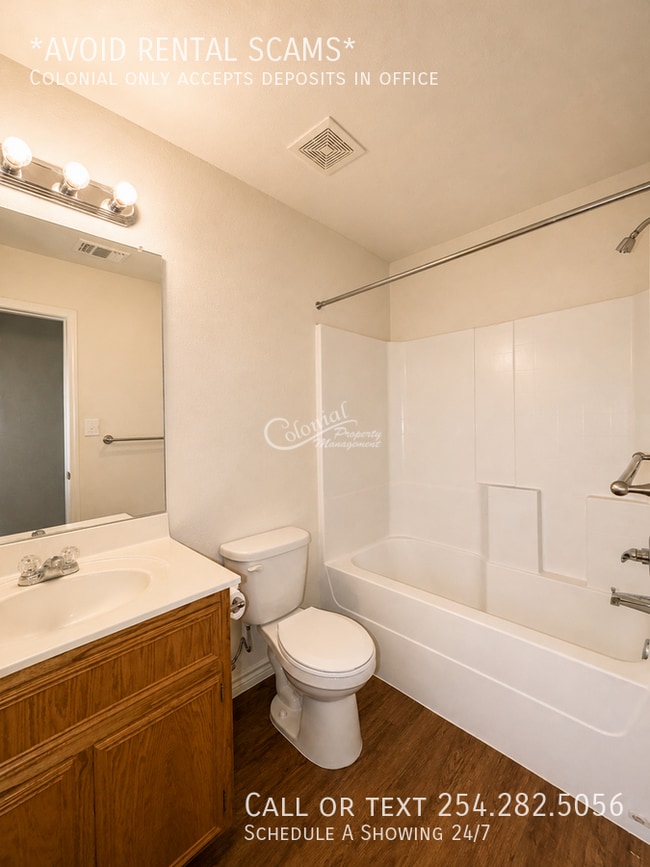 Building Photo - 1529 Justin Lp