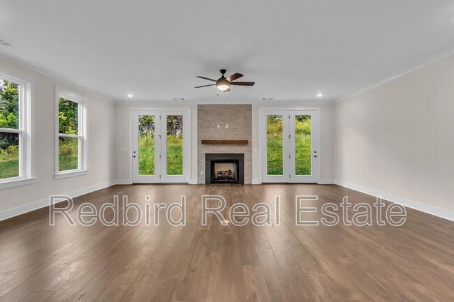 Building Photo - 911 Heatherfield Ln