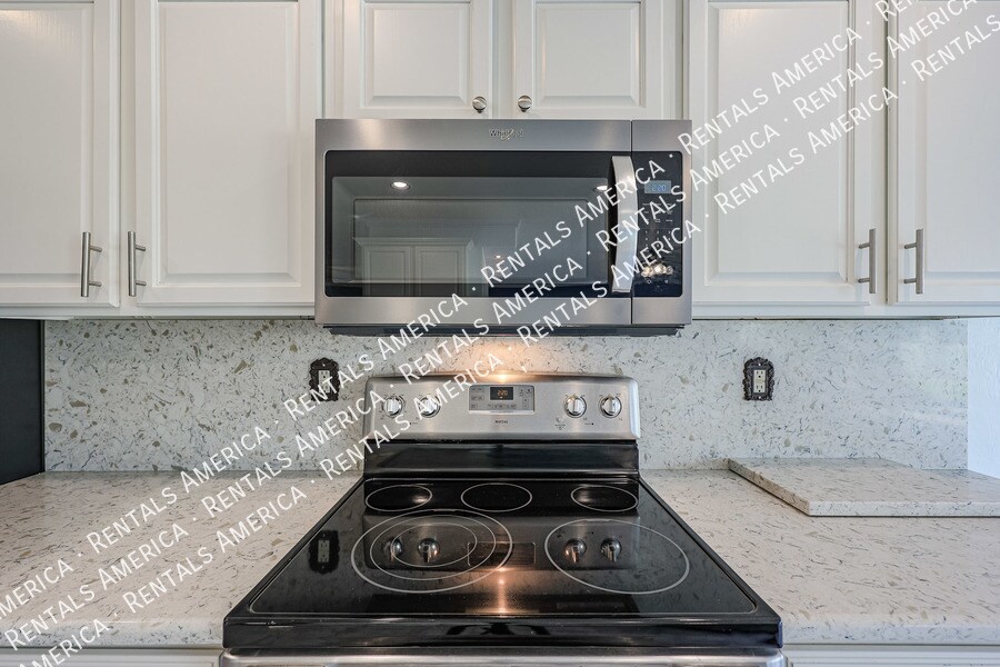 Building Photo - 10402 E Nice Ct