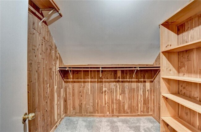 Building Photo - 4597 Briarcliff Rd NE