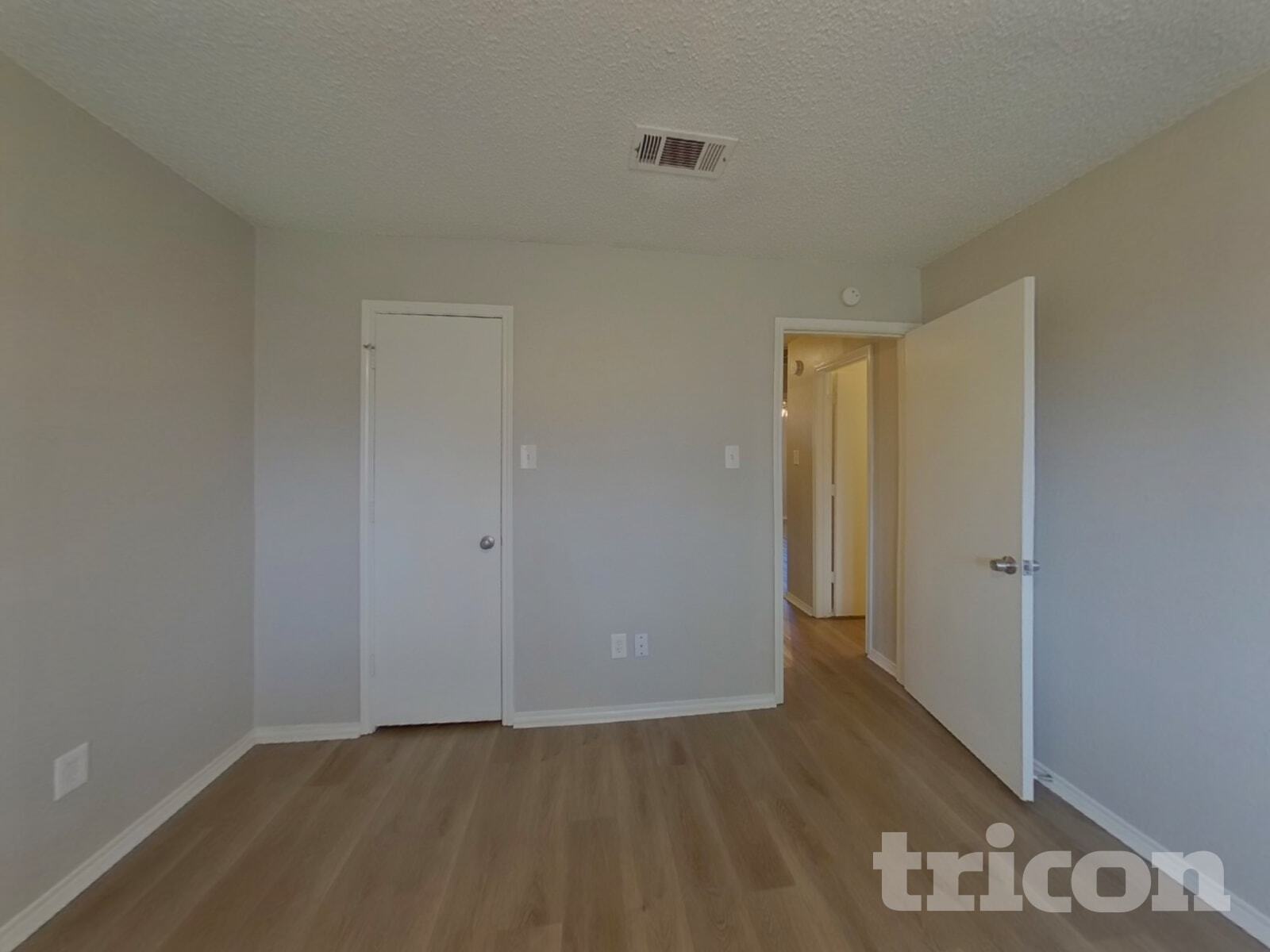 Building Photo - 5915 Myers Rd